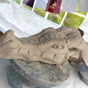 Krokodilkopf aus Ton