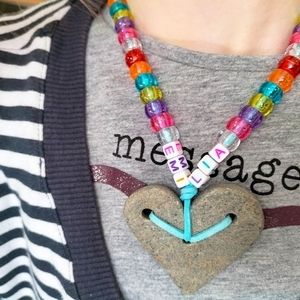 Kette mit Anhänger aus Speckstein